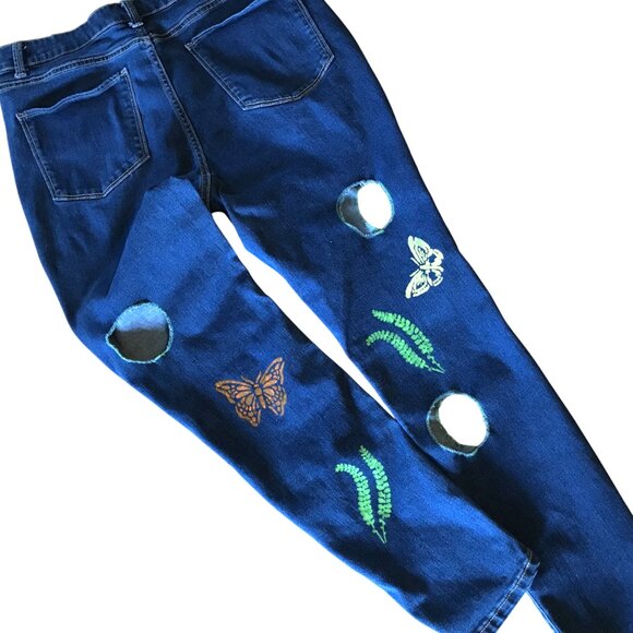 Cutout Jeans Women, Junior Size 15: Upcycled Painted Butterfly Funky Pants - Picture 3 of 13